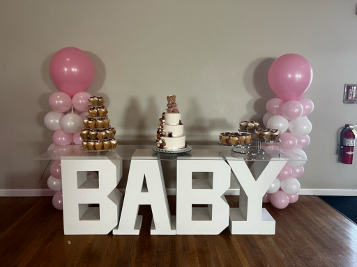 Baby Shower Cake with Cupcakes Baby Shower Cake with Cupcakes