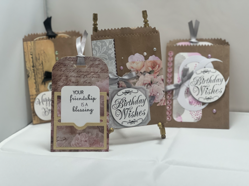Handmade gift bag with matching gift card holder for all occasions. Handmade gift bag with matching gift card holder for all occasions.