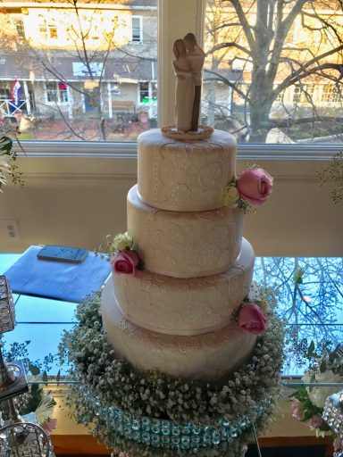 4-Tier Wedding Cake 4-Tier Wedding Cake